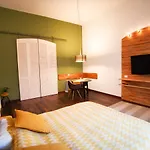 Flh - Mura Studio